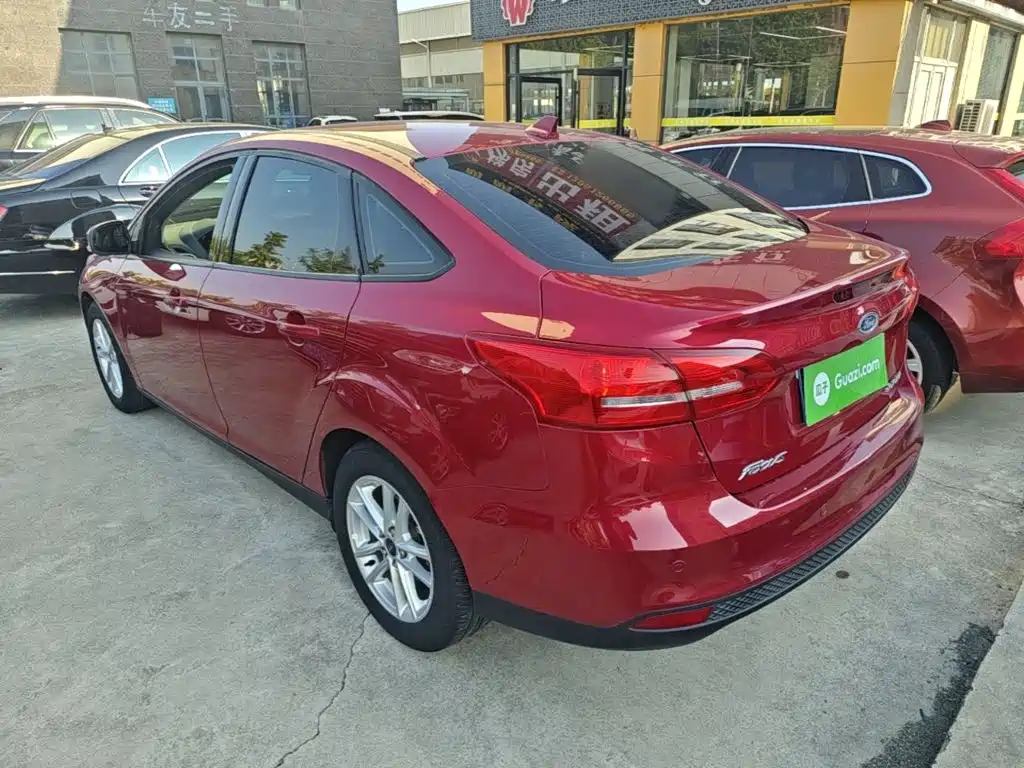 Ford Focus — миниатюра 5