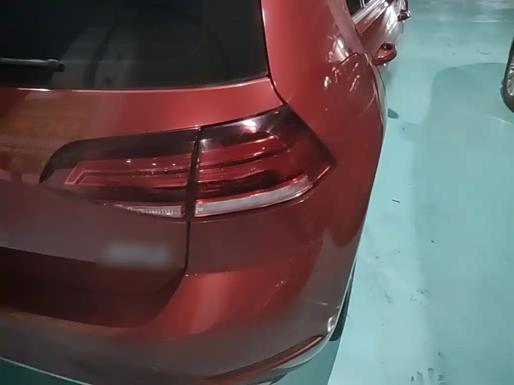 Volkswagen Golf — миниатюра 8