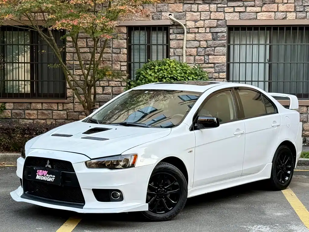 Купить Mitsubishi Lancer EX
