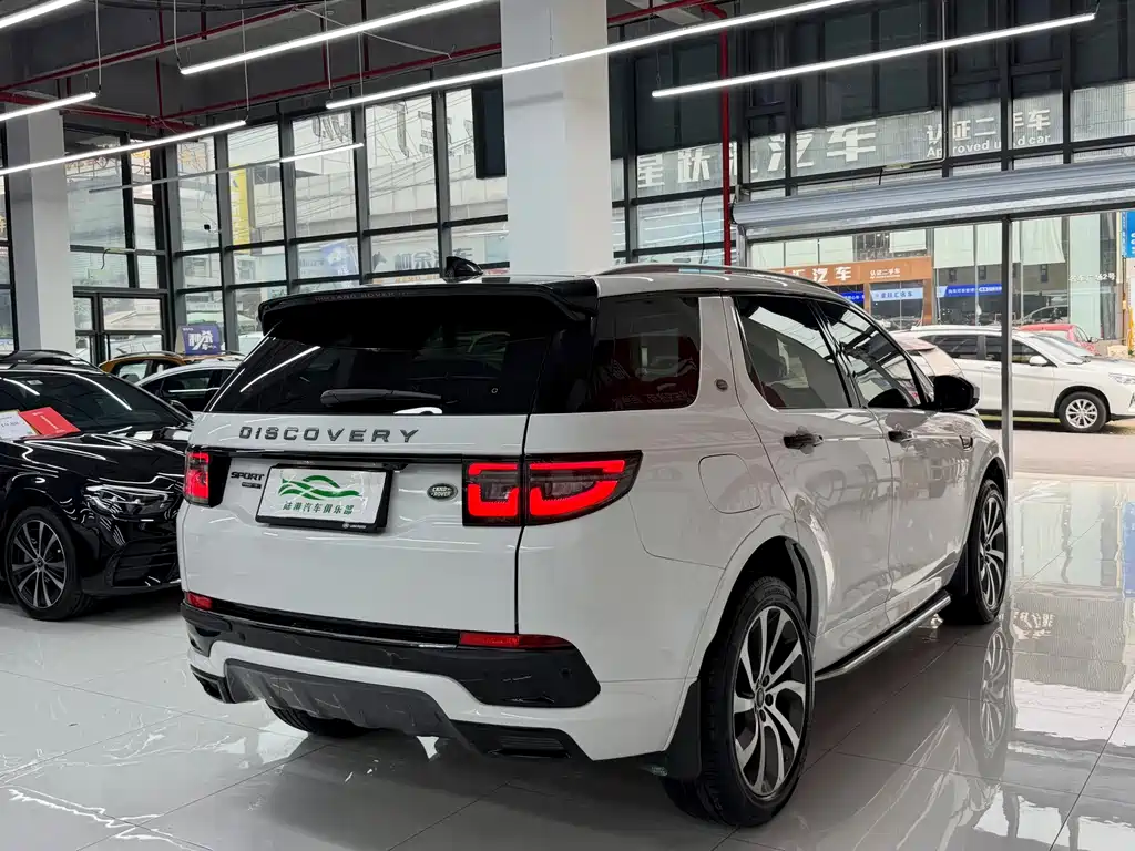 Land Rover Discovery Sport — миниатюра 12