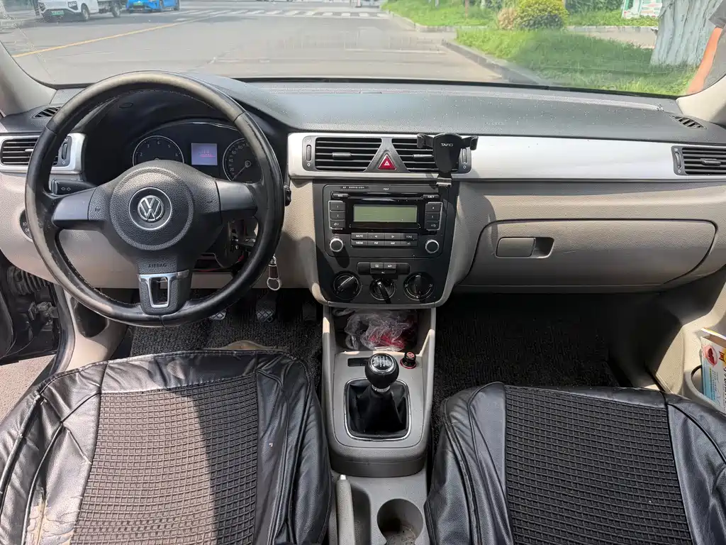 Volkswagen Bora — миниатюра 13