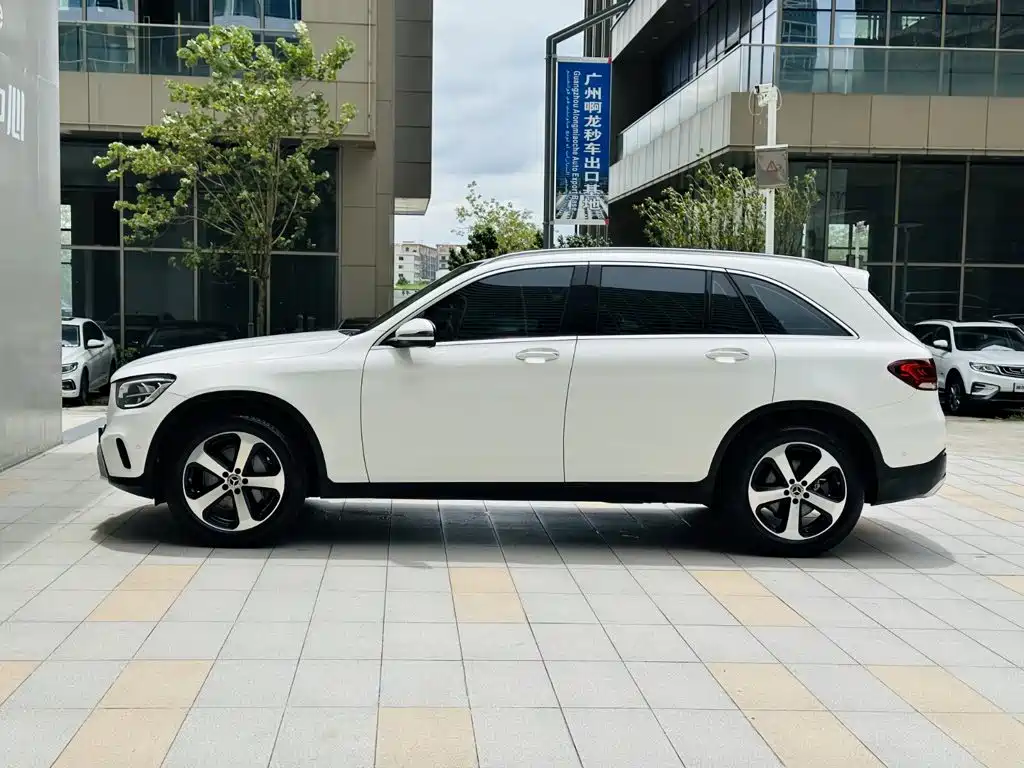 Mercedes-Benz GLC 2022 GLC 260 L 4MATIC