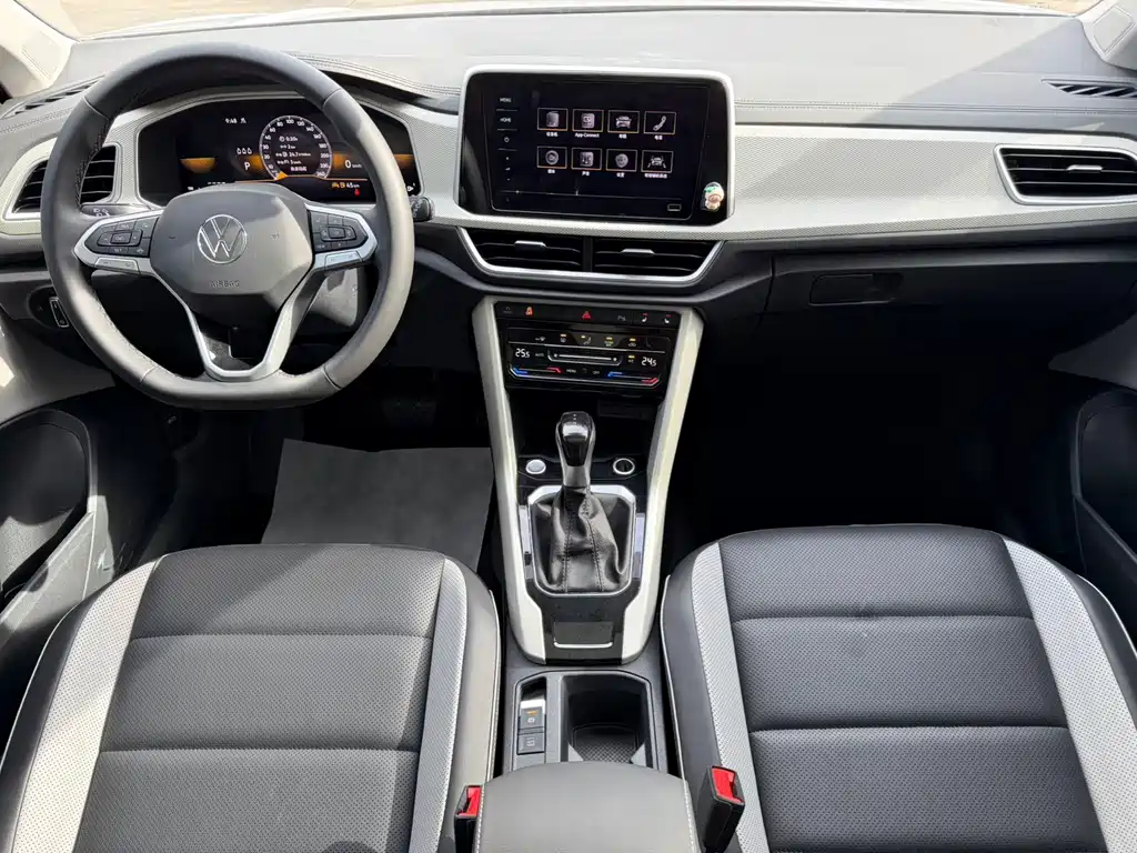 Volkswagen T-Roc — миниатюра 17
