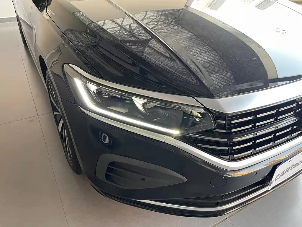 Volkswagen Passat — миниатюра 9