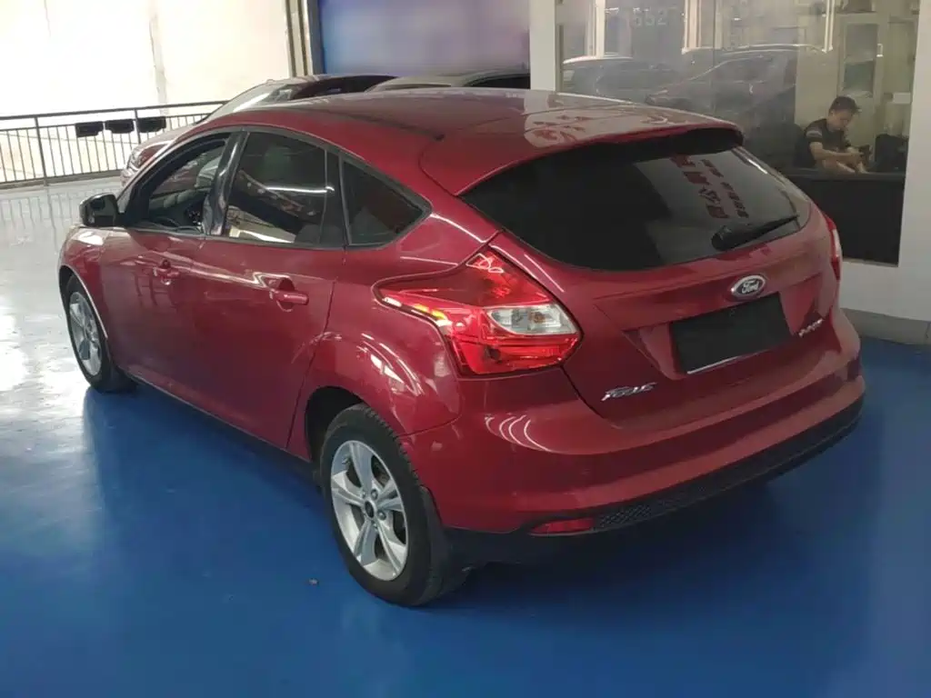 Ford Focus — миниатюра 5