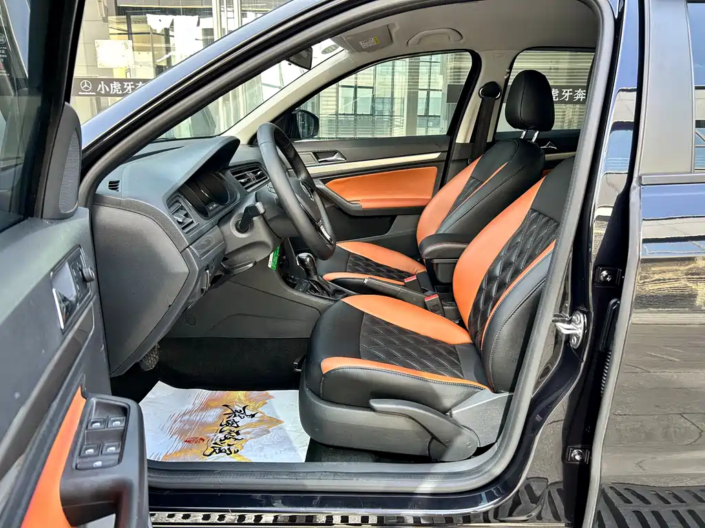 Volkswagen Lavida — миниатюра 10