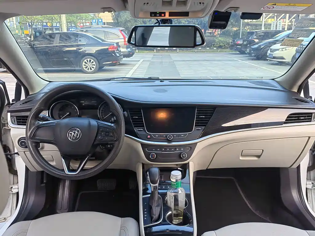 Buick Verano — миниатюра 12