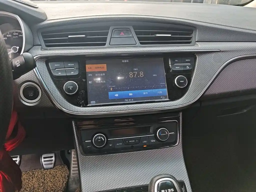 Geely Emgrand GS — миниатюра 13