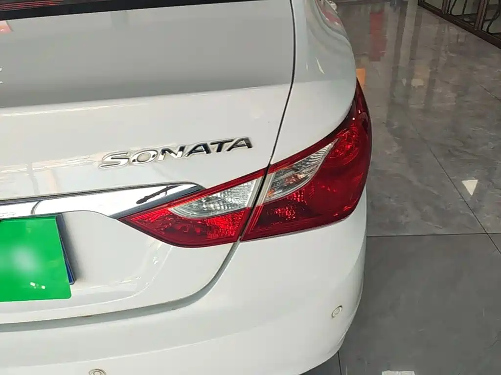 Hyundai Sonata — миниатюра 8