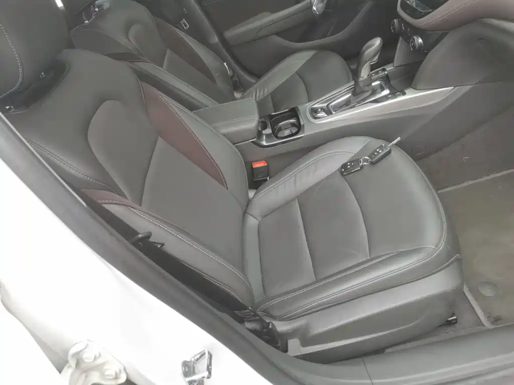 Chevrolet Malibu — миниатюра 25
