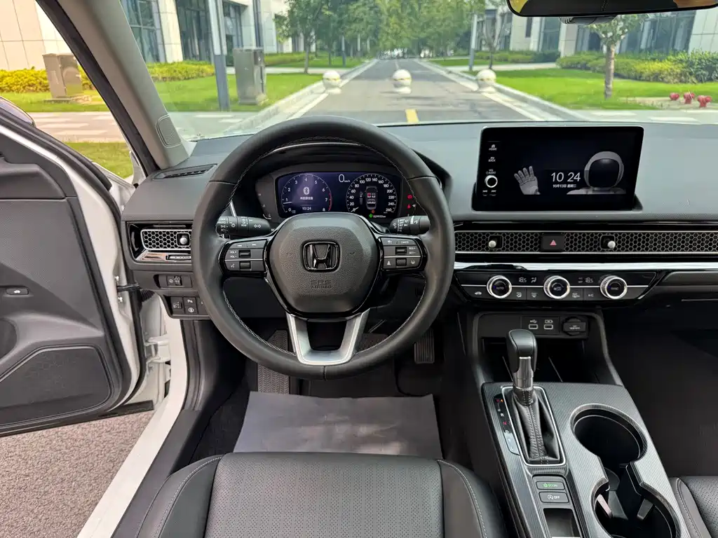 Honda Civic — миниатюра 15