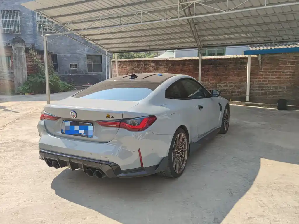 BMW M4 — миниатюра 8