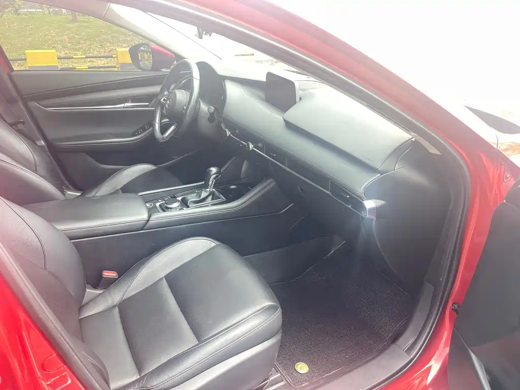 Mazda 3 Axela — миниатюра 6