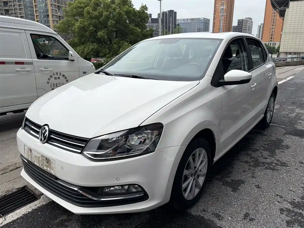 Volkswagen Polo 2015