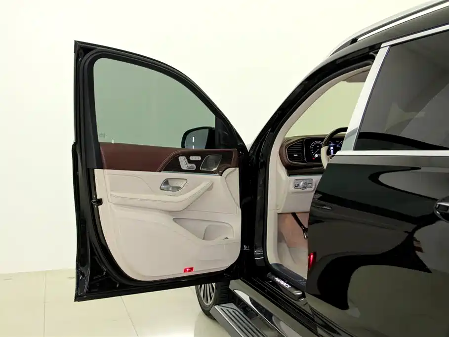 MERCEDES-BENZ MAYBACH GLS