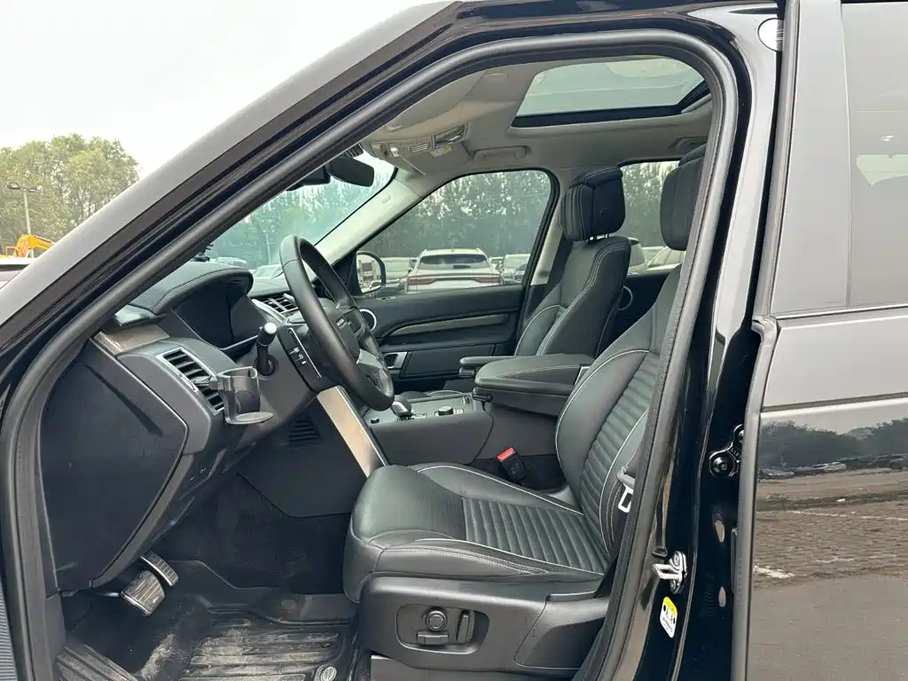 Land Rover Discovery — миниатюра 9