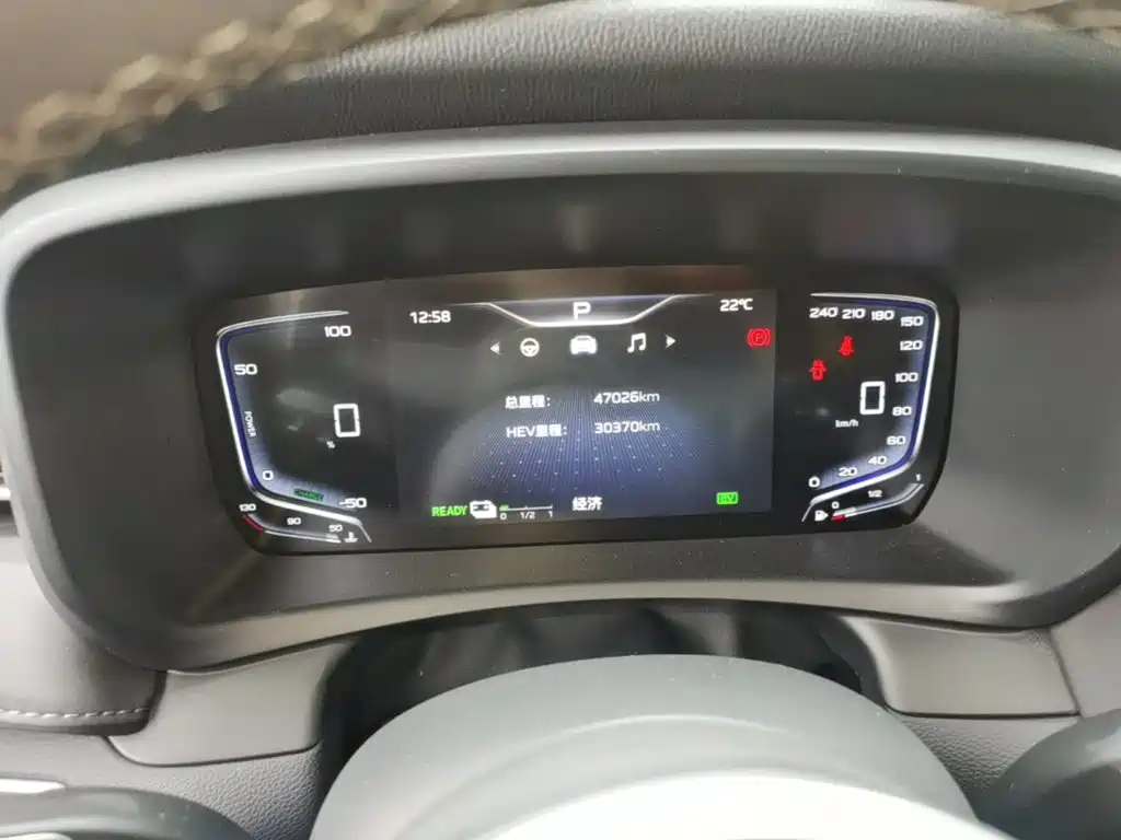 Hongqi Hongqi HQ9 PHEV — миниатюра 12