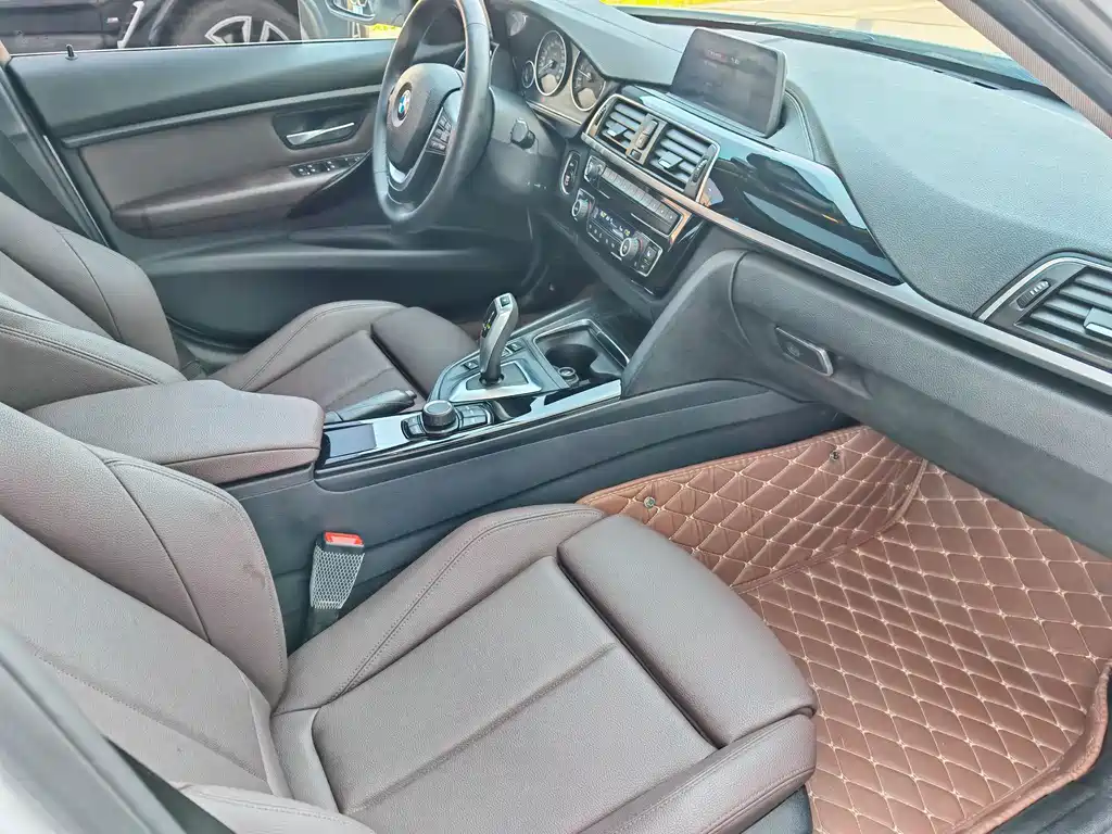 BMW 3 Series — миниатюра 15