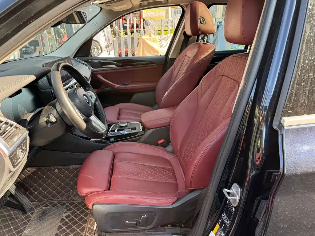 BMW iX3 — миниатюра 8
