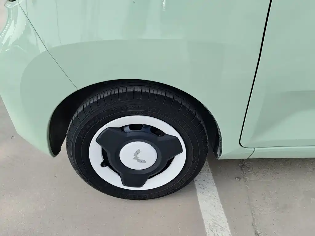 Wuling MINIEV — миниатюра 20