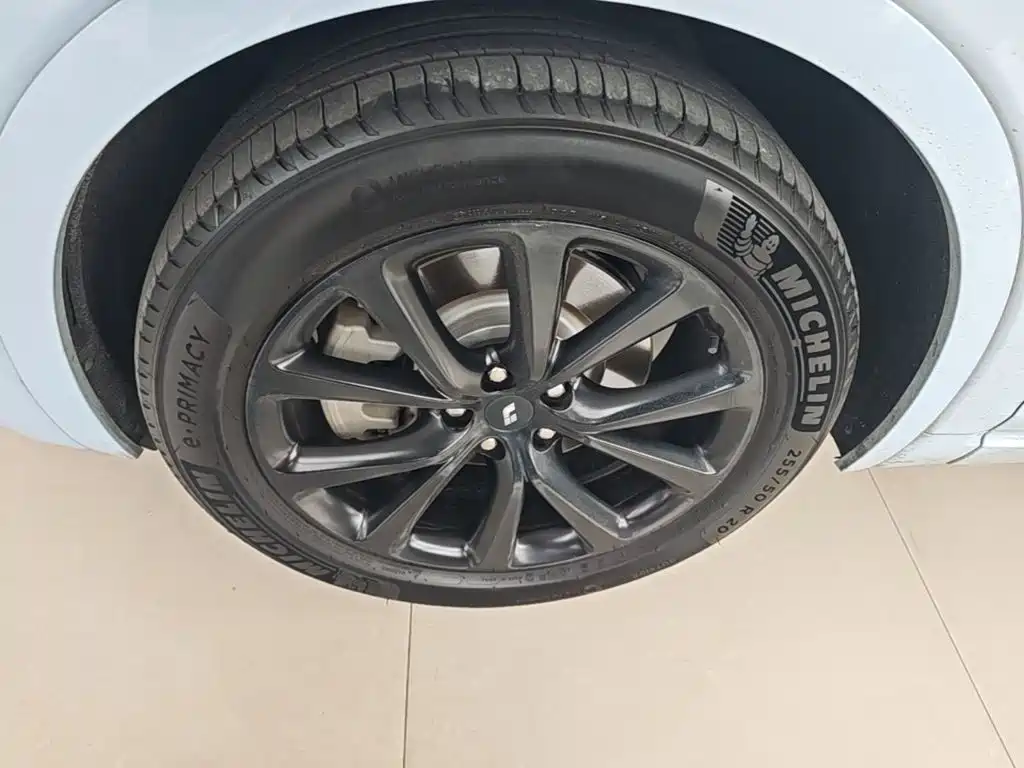 Li Auto Li ONE — миниатюра 23