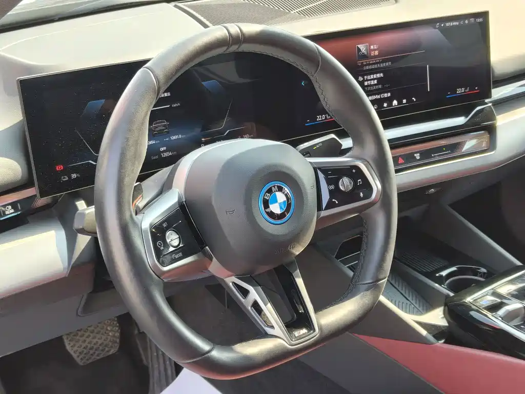 BMW i5 — миниатюра 8