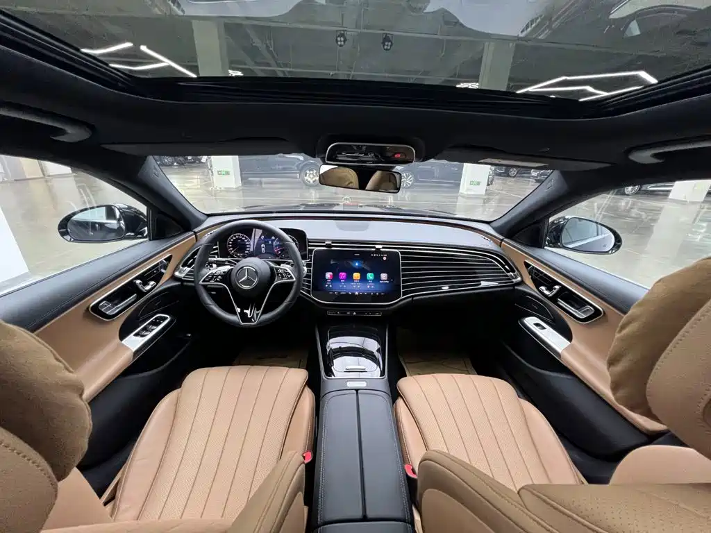 Mercedes-Benz E-Class — миниатюра 25
