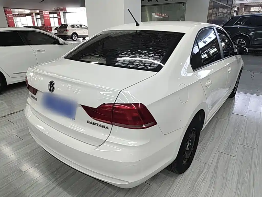 Volkswagen Santana — миниатюра 5