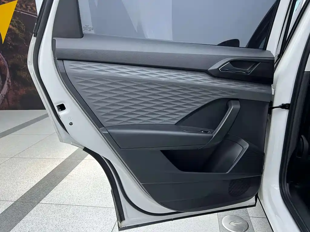 Volkswagen Tharu 2022 280TSI