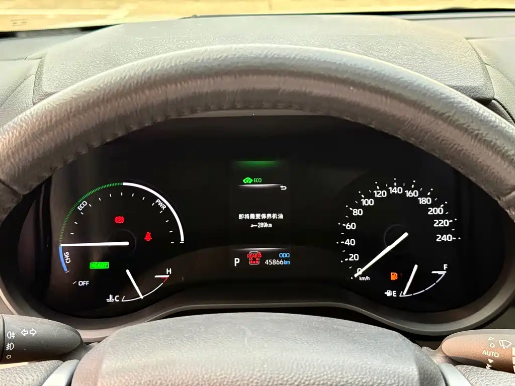 Toyota Granvia — миниатюра 10