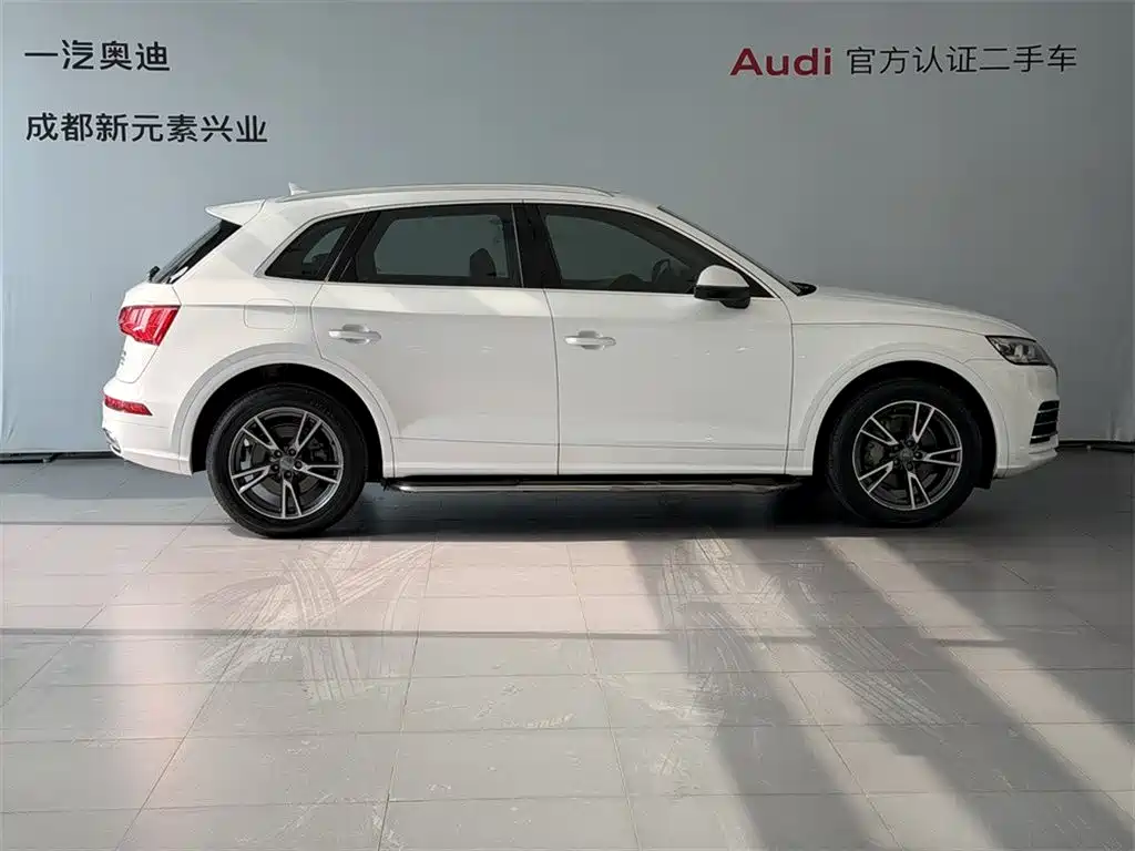 Audi Q5L 2018 40 TFSI Fashion VI