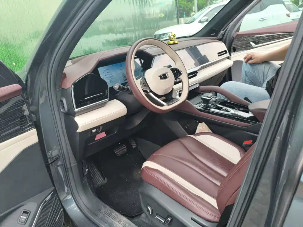 Geely Xingyue L — миниатюра 8