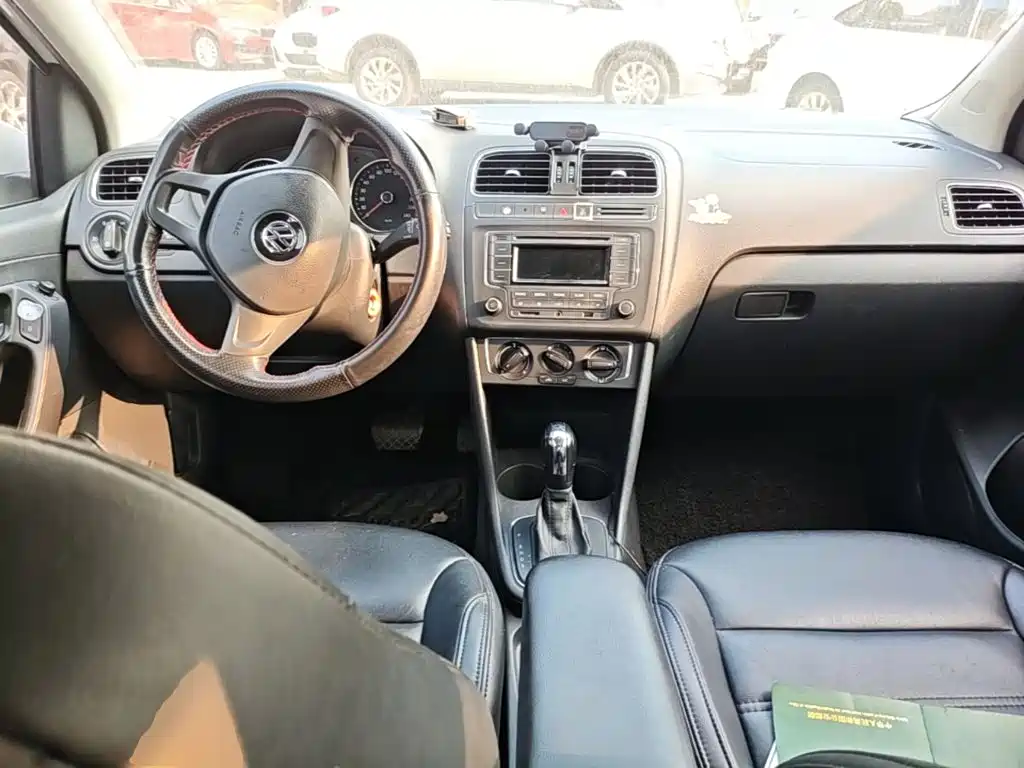 Volkswagen Polo — миниатюра 10