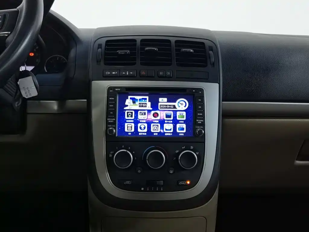 Buick GL8 — миниатюра 12