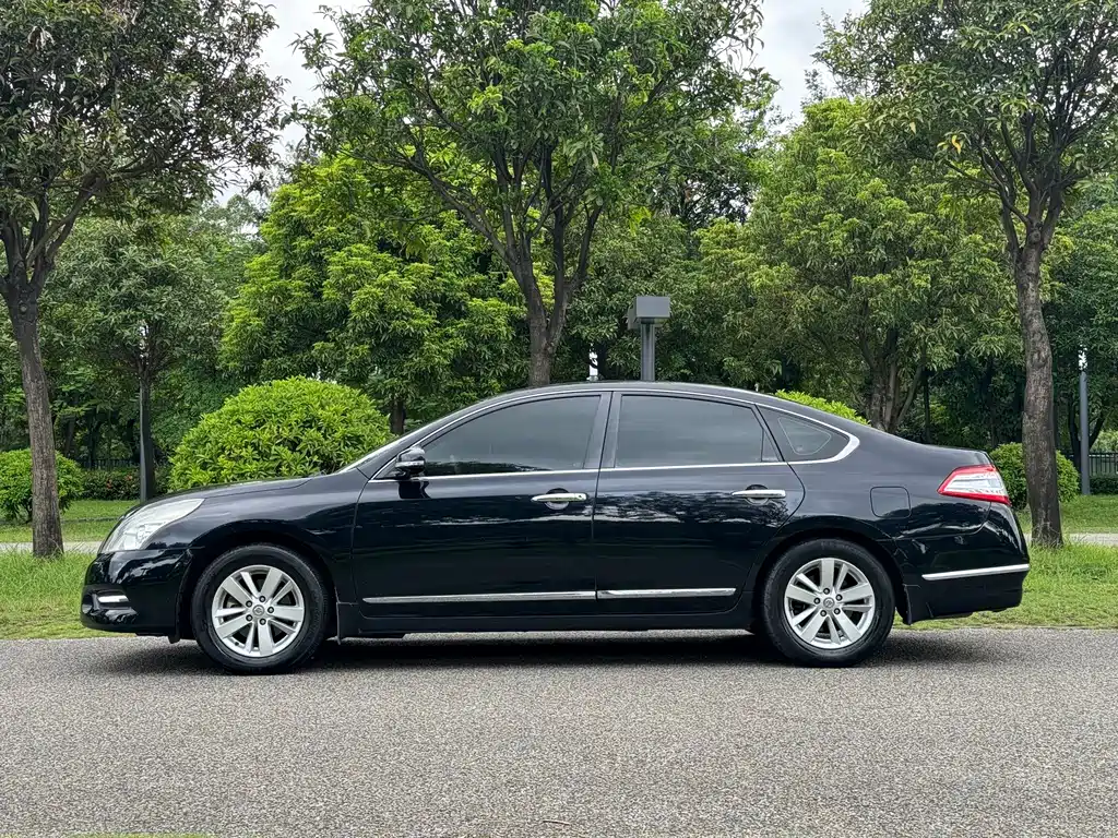 Nissan Teana — миниатюра 4
