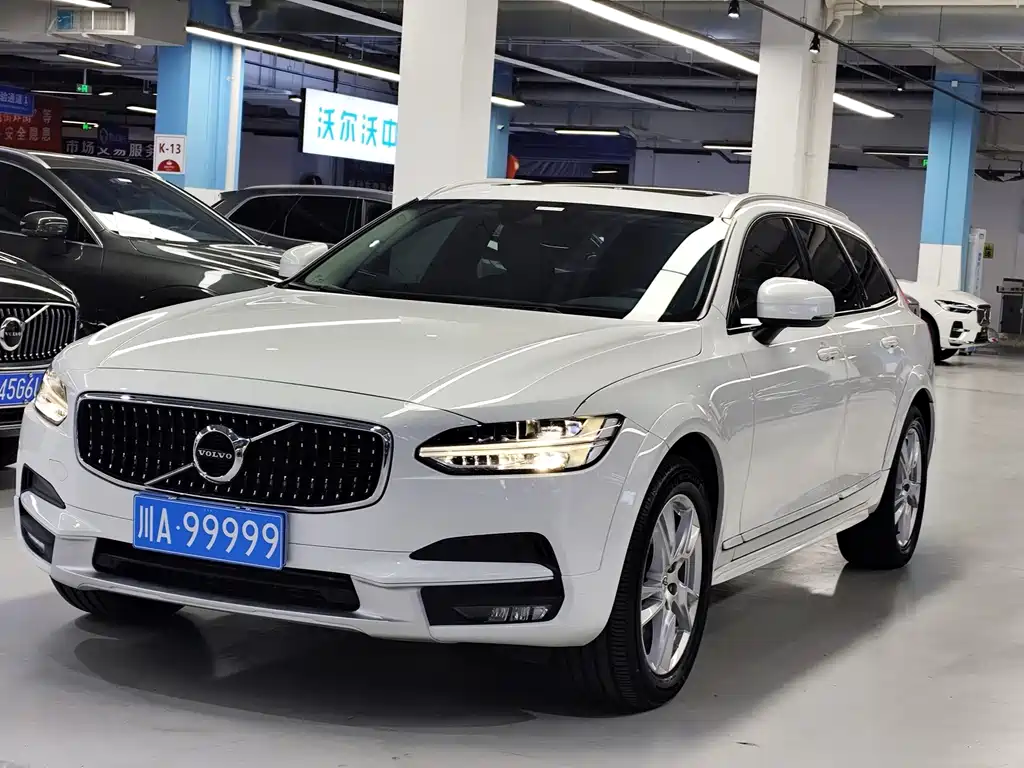 Volvo V90