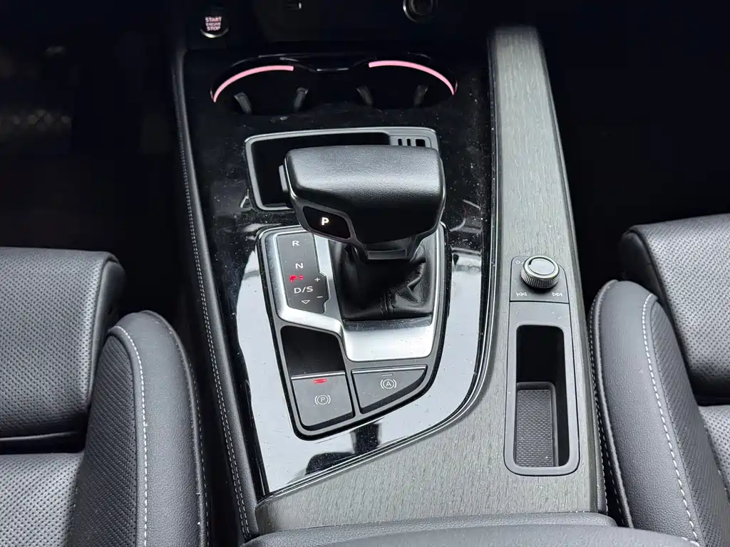 Audi A4L — миниатюра 13
