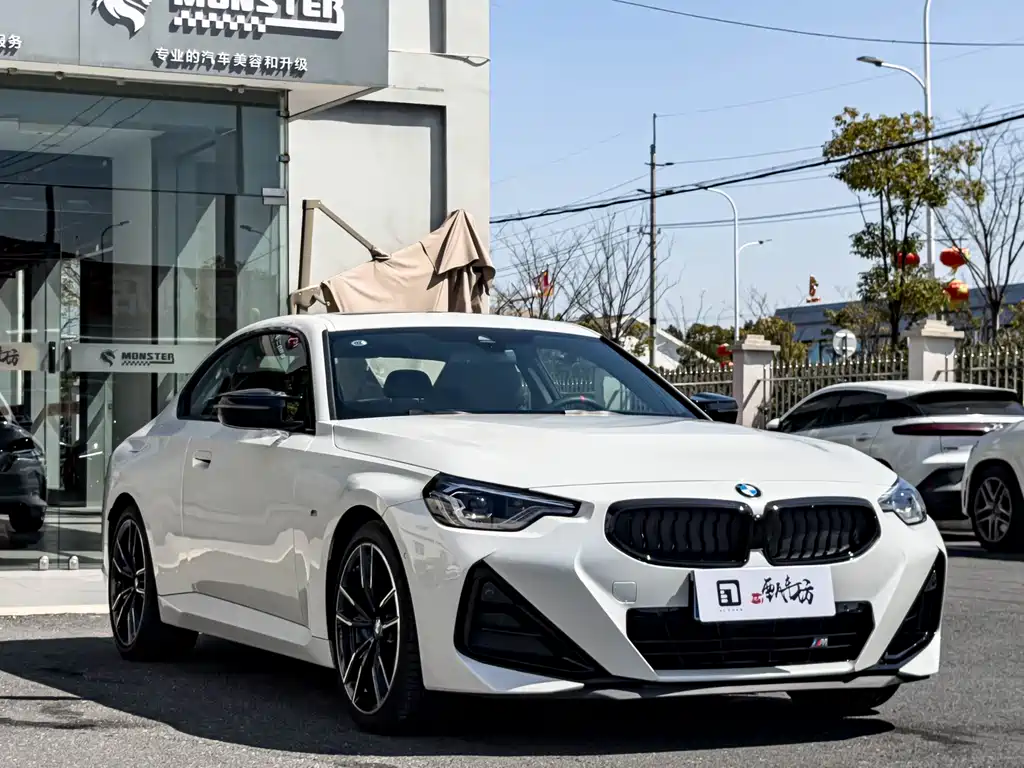 BMW M240I