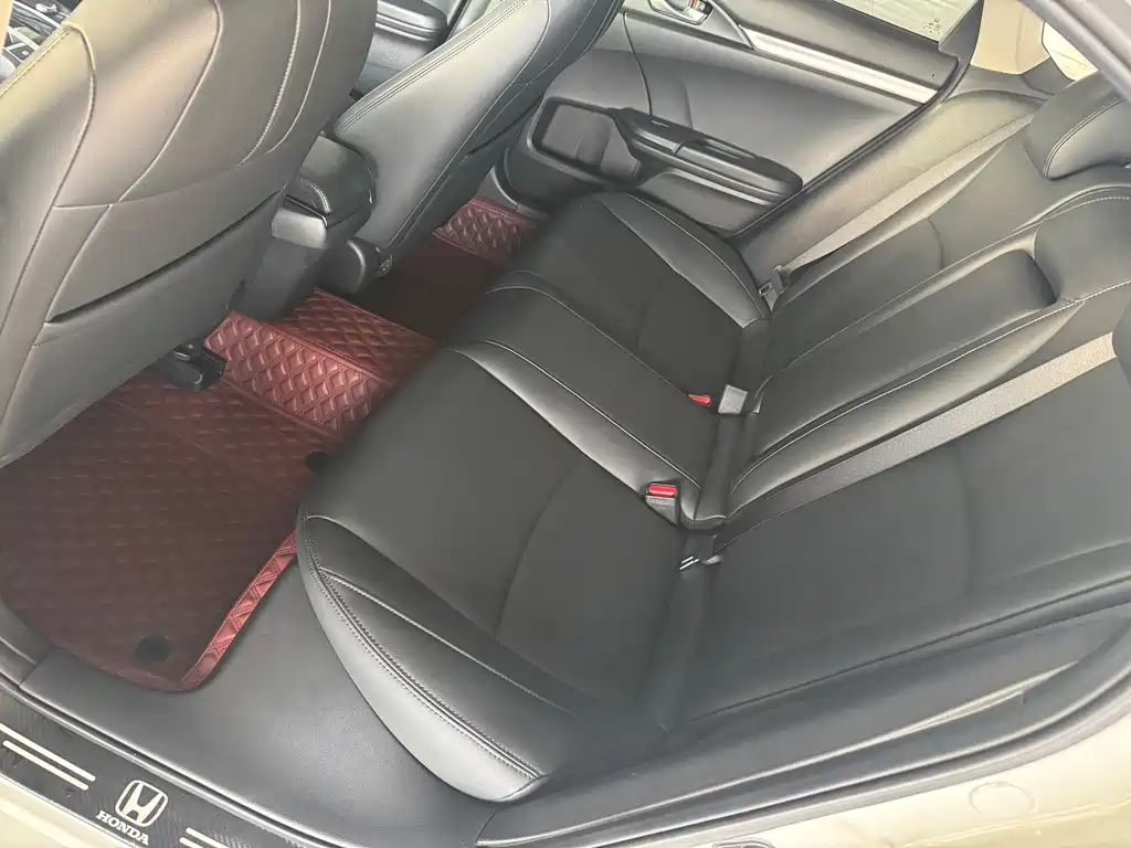 Honda Civic — миниатюра 7