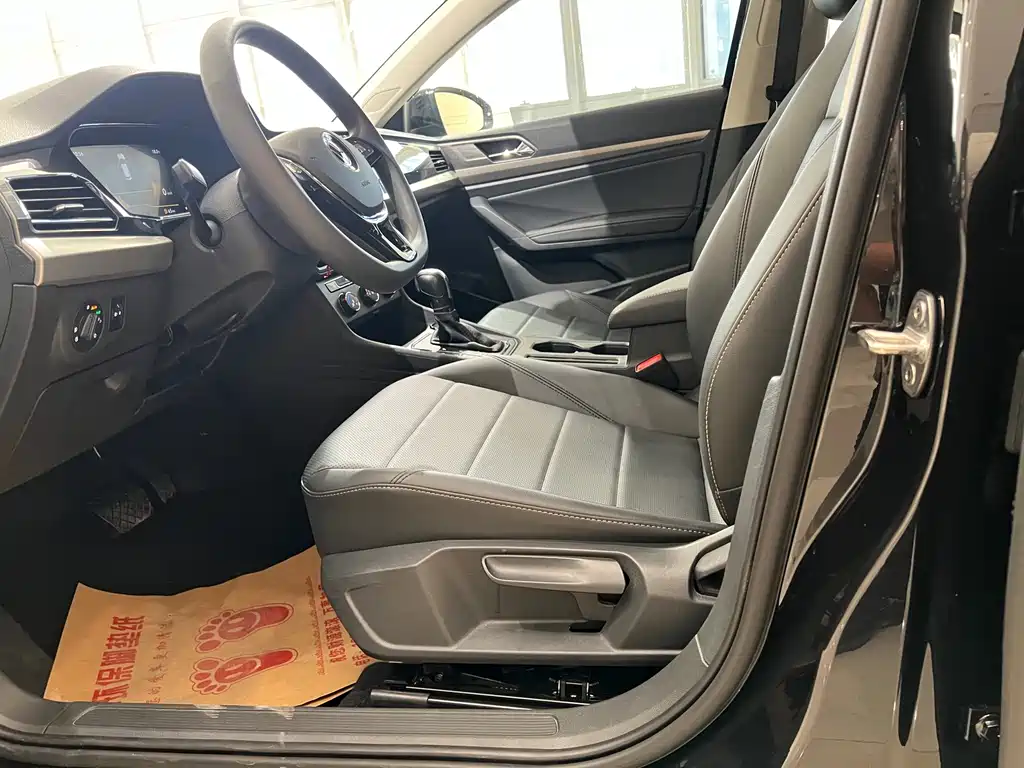 Volkswagen Lavida — миниатюра 7