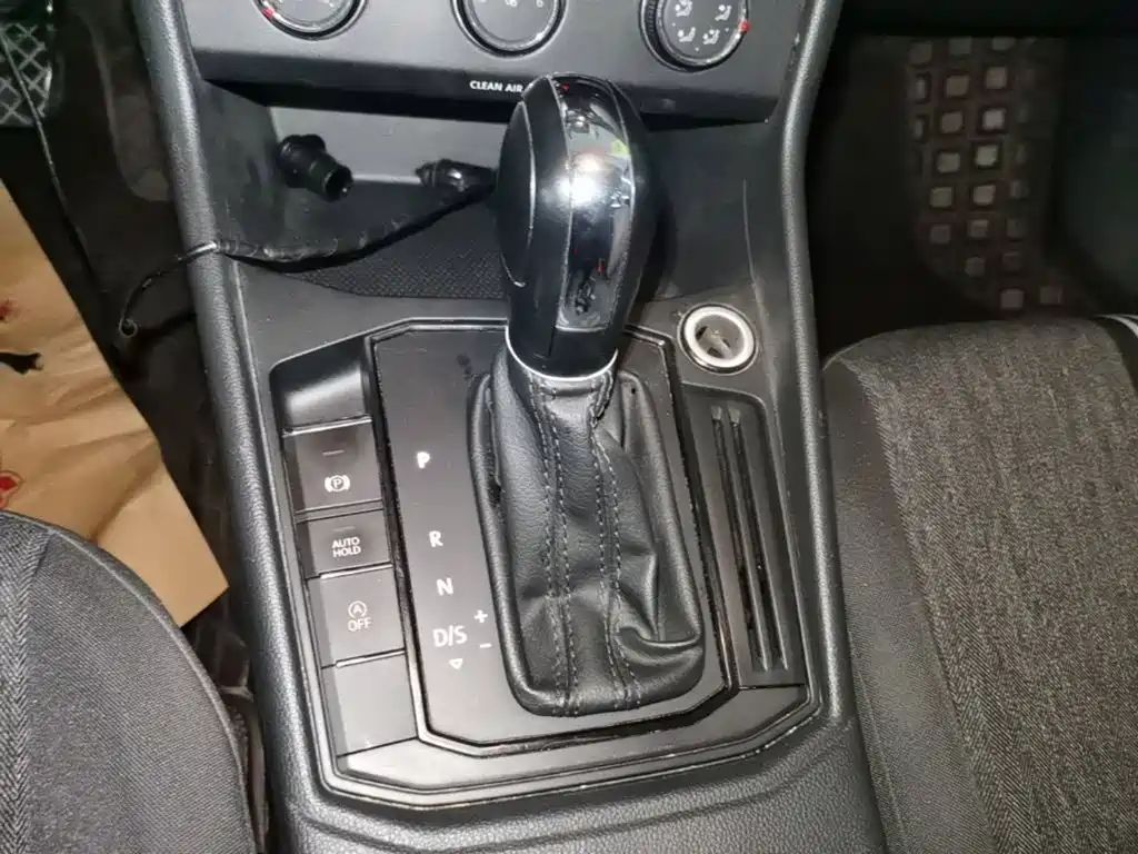 Volkswagen Lavida — миниатюра 14