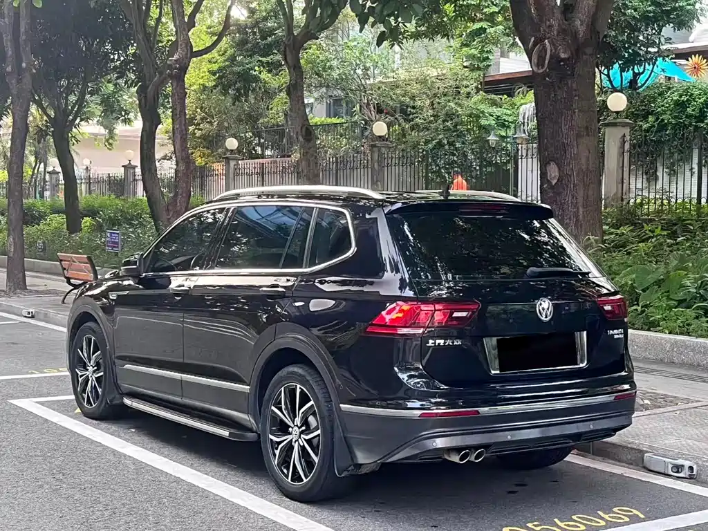 Volkswagen Tiguan L — миниатюра 16