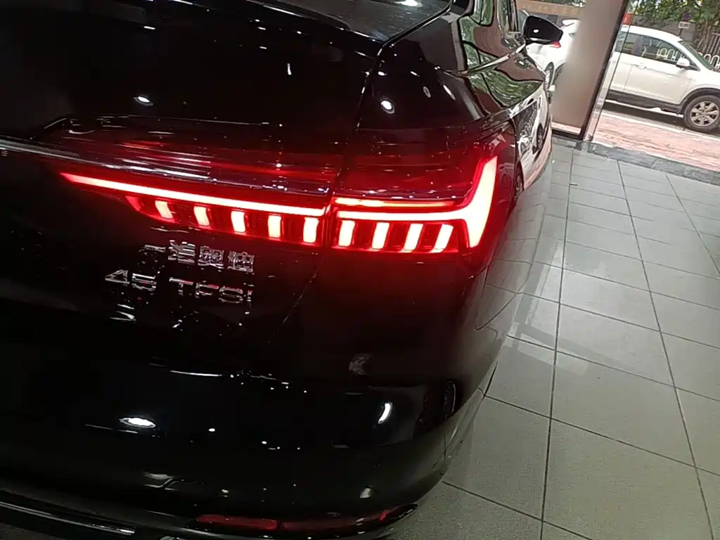 Audi A6L — миниатюра 8