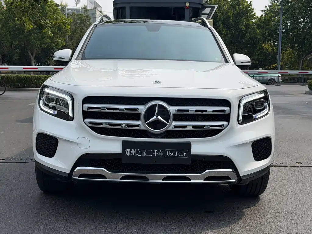 Mercedes-Benz GLB — миниатюра 4