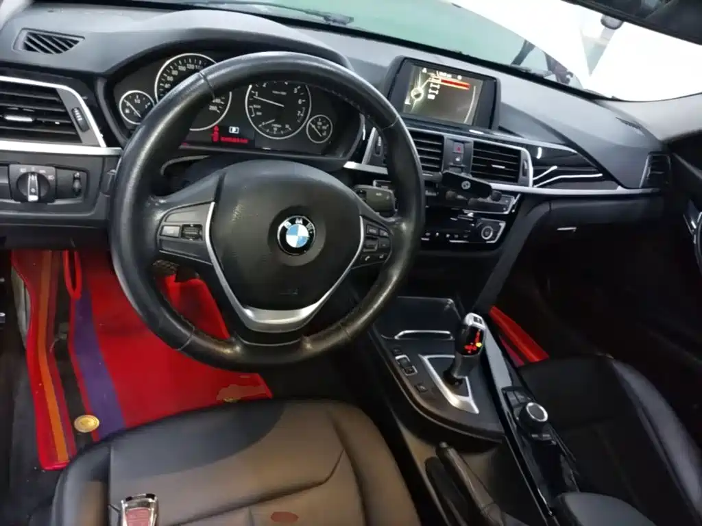 BMW 3 Series — миниатюра 10