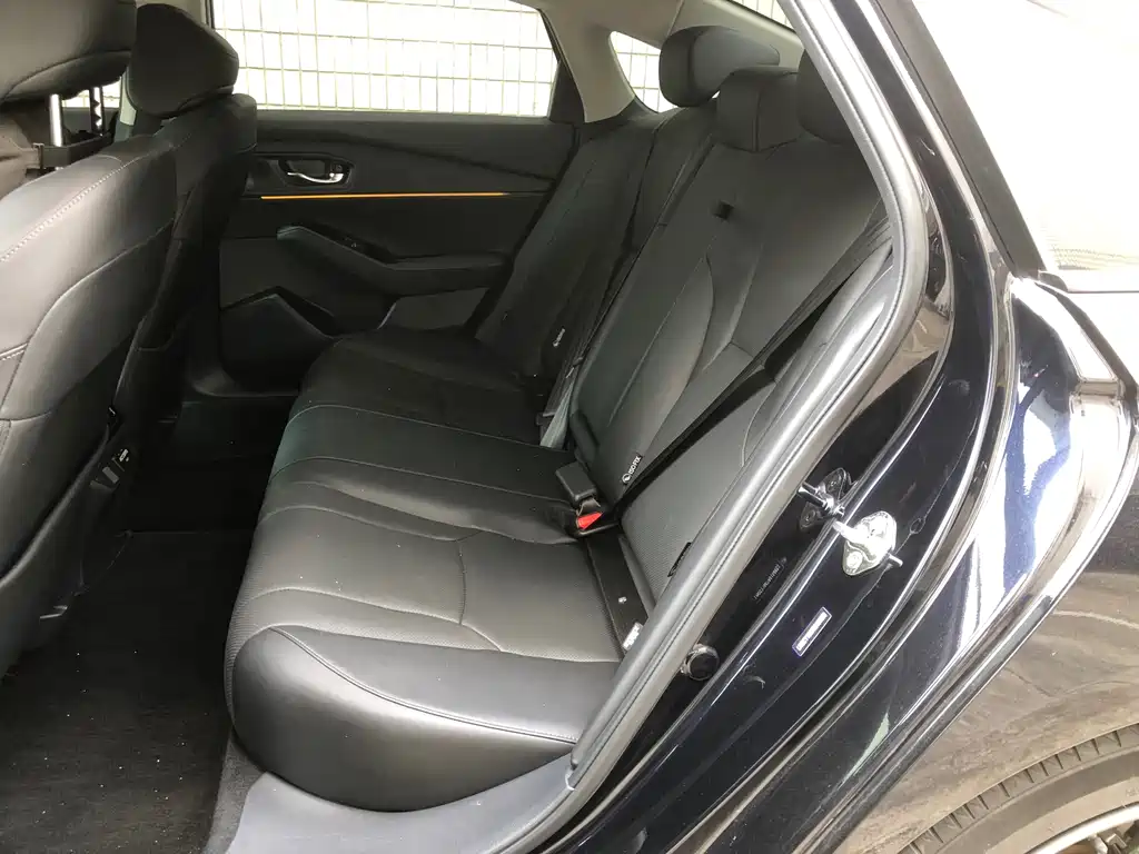 Honda Accord — миниатюра 7