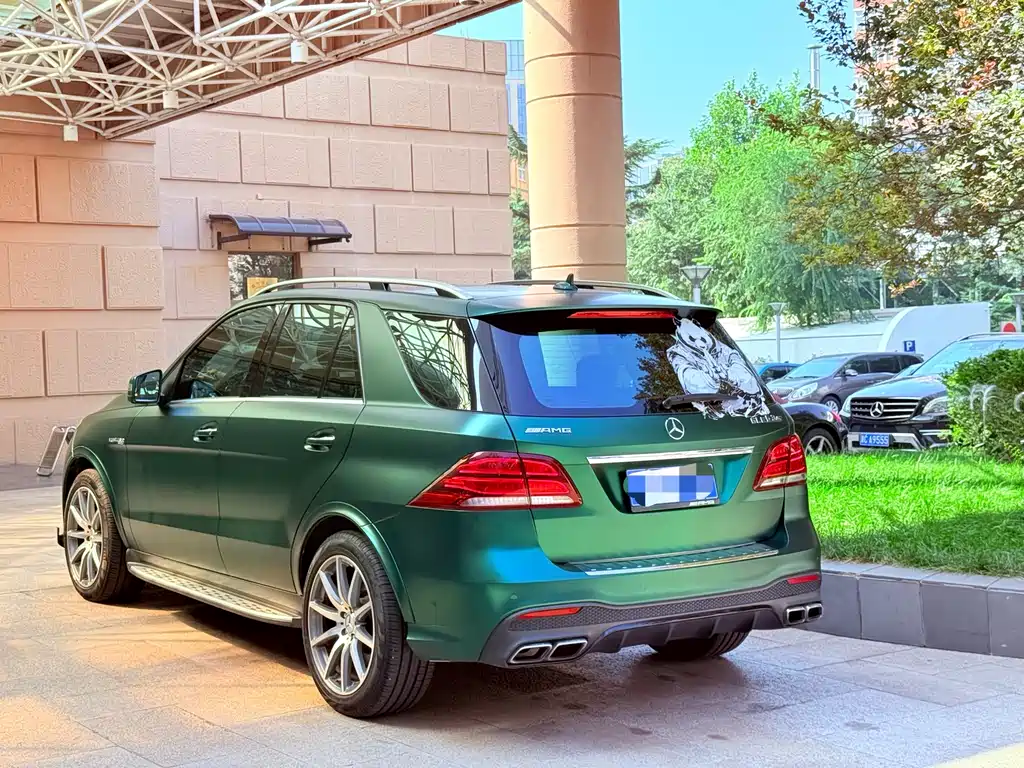 MERCEDES-BENZ GLE AMG