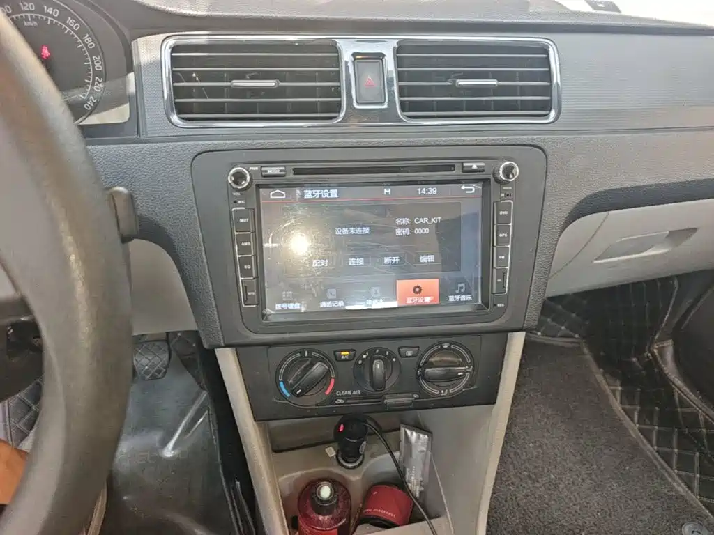 Skoda Rapid — миниатюра 13