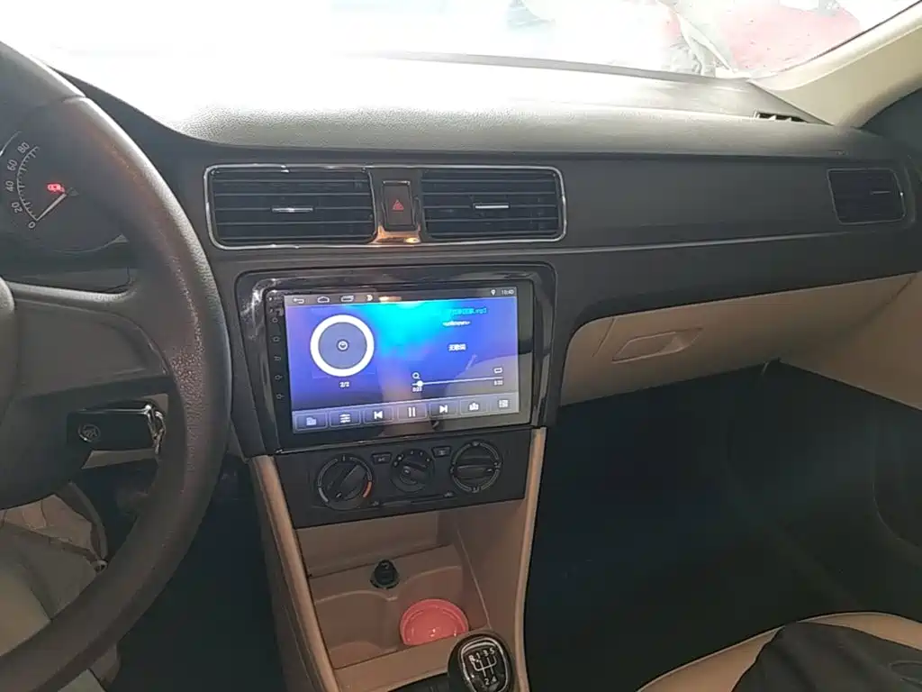 Skoda Rapid — миниатюра 13