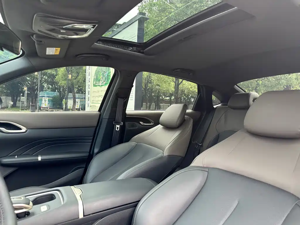 Changan Eado — миниатюра 12